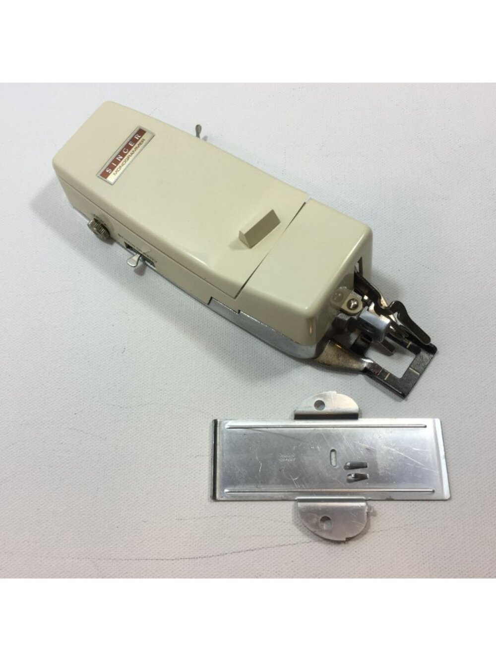 Vintage Singer Monogrammer Attachment 750 Series Zig-Zag Sewing Machines Manual - Picture 7 of 16